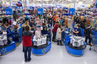 Walmart запускает дополнительные онлайн-скидки Черной пятницы, чтобы победить Amazon
