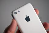 Apple випустить iPhone з вигнутим дисплеєм в наступному році