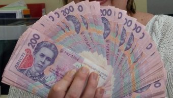 НБУ на 6 сентября ослабил курс гривны до 25,95 грн/доллар