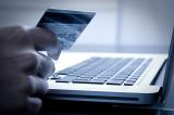 Каждую пятую оплату платежной картой украинцы совершают в интернете