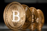 Bitcoin начнут активно продавать на улицах Киева