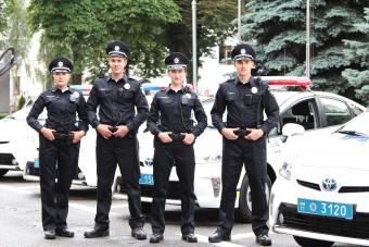 В Україні офіційно створена національна поліція