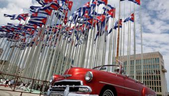 Обама предложил назначить первого за полвека посла США на Кубе