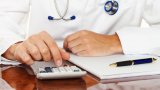 Цены на медицинские услуги в Казахстане растут быстрее зарплат врачей