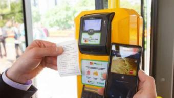 В Україні проїзд у транспорті можна оплатити за допомогою смартфона