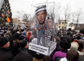 В Петербурге призвали активнее работать с молодежью после митинга 26 марта