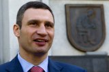 Мэр Кличко летает чартером с застройщиком Киева Микитасем и бизнесменом Столаром - &laquo;Схемы&raquo;