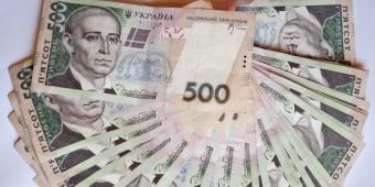 НБУ на 5 декабря ослабил курс гривны к доллару до 25,90