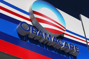 Трамп обвинил республиканцев-консерваторов в провале усилий по отмене Obamacare