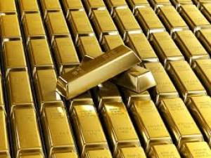 Ціна на золото впала вперше з червня 2013р.