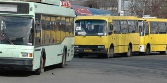 Відсьогодні перевізники Київської області знизили вартість проїзду в маршрутках