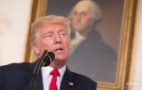 В США выпустили сборник твитов Трампа