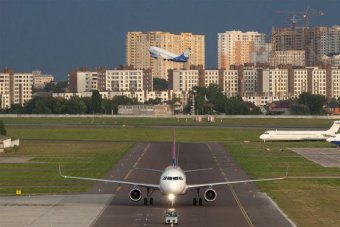 У київському аеропорту допускають обмеження польотів вночі