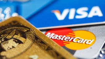 MasterCard і Visa можуть відключити банківські картки кількох українських банків