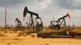 Цены на нефть перешли к росту из-за ослабления доллара