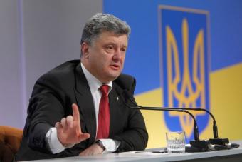 Poroshenko Signs Law on Improvement of Investment in Ukraine