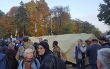 Возле Верховной Рады устанавливают палатки