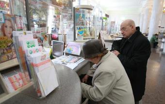 Гройсман: Из квартир за долги выселять не будут