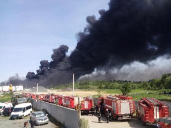 Збитки від пожежі на нафтобазі оцінили в 1 млрд грн.