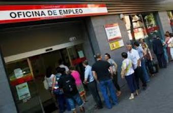 Рівень безробіття в Іспанії вперше за два роки впав нижче 25%
