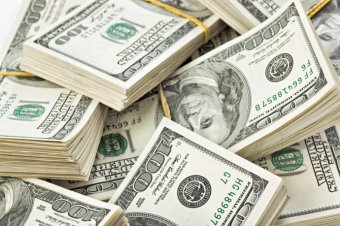 Попит перевищує пропозицію: Банки придбали у НБУ 25 мільйонів доларів