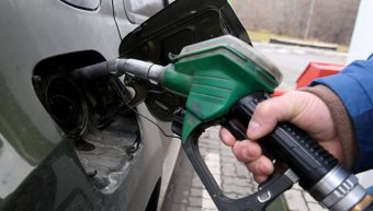 У Центробанку Росії пояснили зростання цін на бензин
