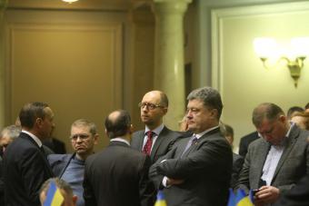 П.Порошенко, у разі своєї перемоги, не збирається усувати А.Яценюка з посади прем&#039;єра