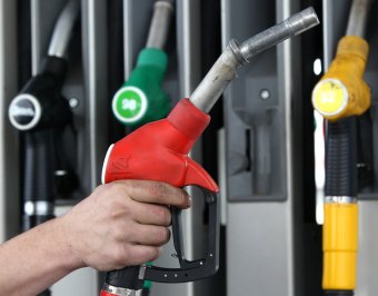 АМКУ занялся подорожанием бензина