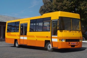 У Маріуполі чиновниця намагалася приховати від декларування 22 автобуси