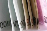Курс безналичного доллара продолжил снижение