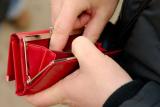Работа на 25% ставки. Чем для бюджетников обернулось повышение минимальной зарплаты