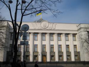 Проведення позачергових парламентських виборів недоцільно