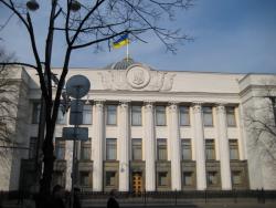 Проведення позачергових парламентських виборів недоцільно