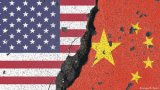 Китай ввів мита на американські товари у відповідь, США