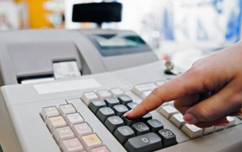 Кабмин решил запретить продажу подакцизных товаров без кассовых аппаратов