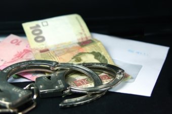 В Кропивницком задержали руководителей ГФС на 80 тыс. грн взятки