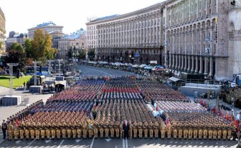 Порошенко подписал закон о повышении соцзащиты военных