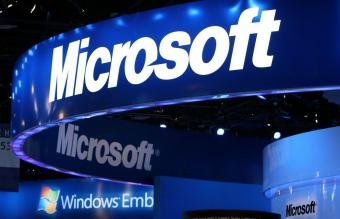 Microsoft продав акції на $ 925 млн