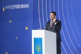 Гройсман пояснив, що стримує підвищення соцстандартів