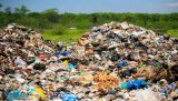 Из-за неготовности распределять мусор украинцам поднимут плату за его вывоз