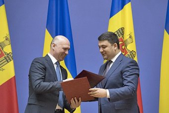 Гройсман пообіцяв Молдові не будувати ГЕС на Дністрі без схвалення екологів