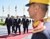 Президент Украины начал официальный визит в Румынию