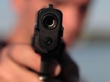 В Запорожье вооруженные злоумышленники отобрали у мужчины 100 тыс. гривен возле банка